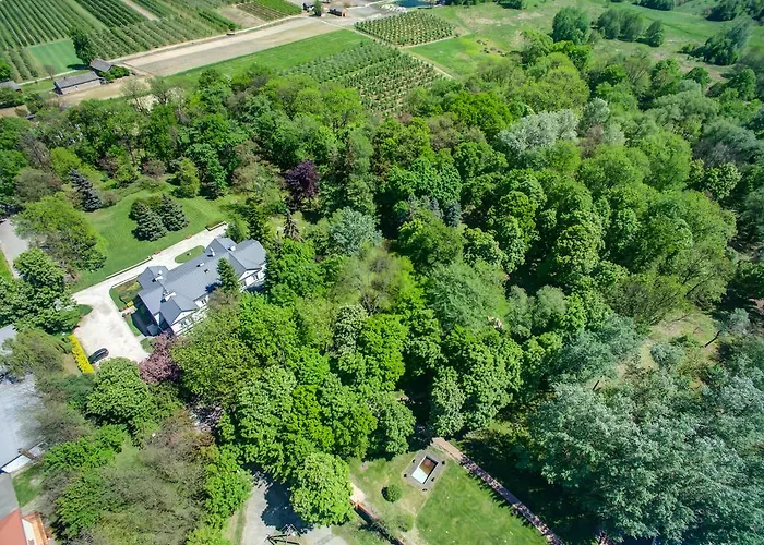 Biały Pałac Nocleg ze śniadaniem