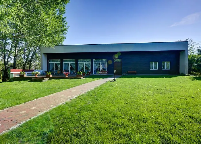 Biały Pałac Nocleg ze śniadaniem 4*