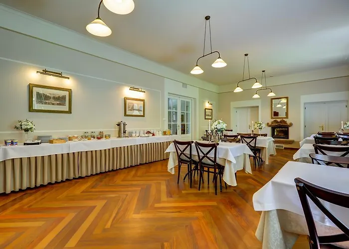 Nocleg ze śniadaniem Biały Pałac